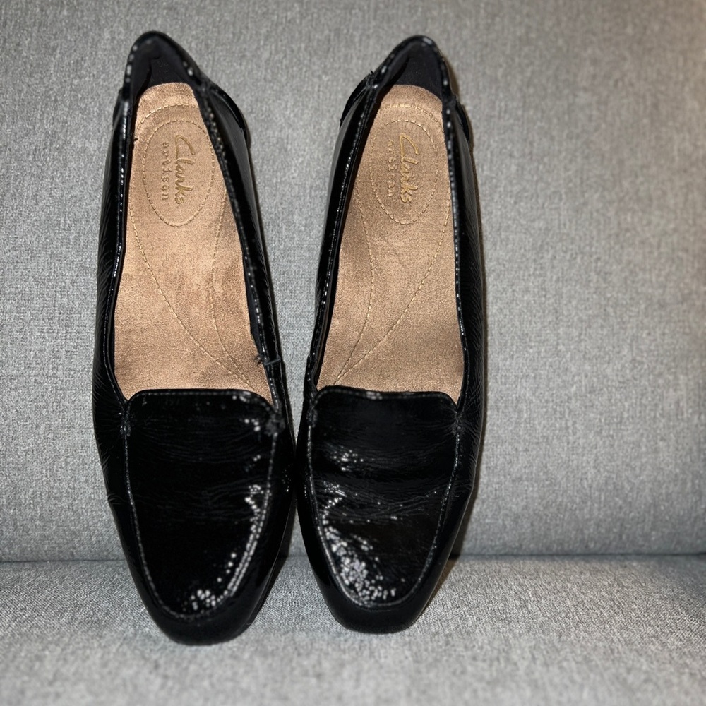 Clark’s Artisan loafers women’s size 7.5 - Picture 3 of 6